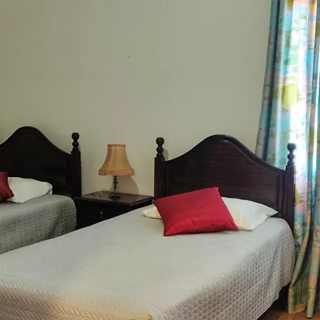 Casa Da Cerca Achada De Gaula 산타 크루즈